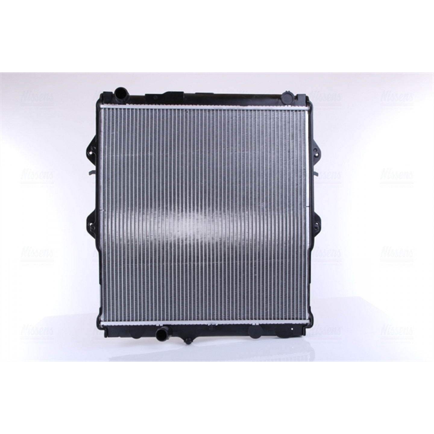NISSENS 66746 Radiatore motore per Kia Picanto TA
