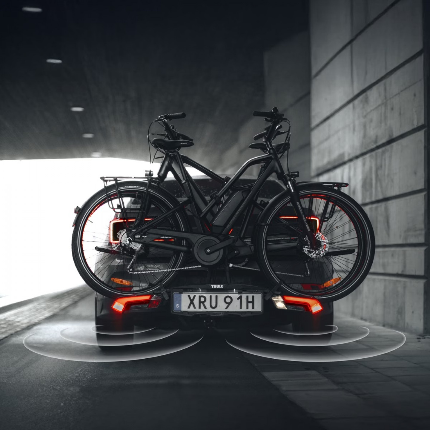 Anhngerkupplung Fahrradtrger THULE Epos ParkSecure 3 bikes with Sensor -  Trodo.de