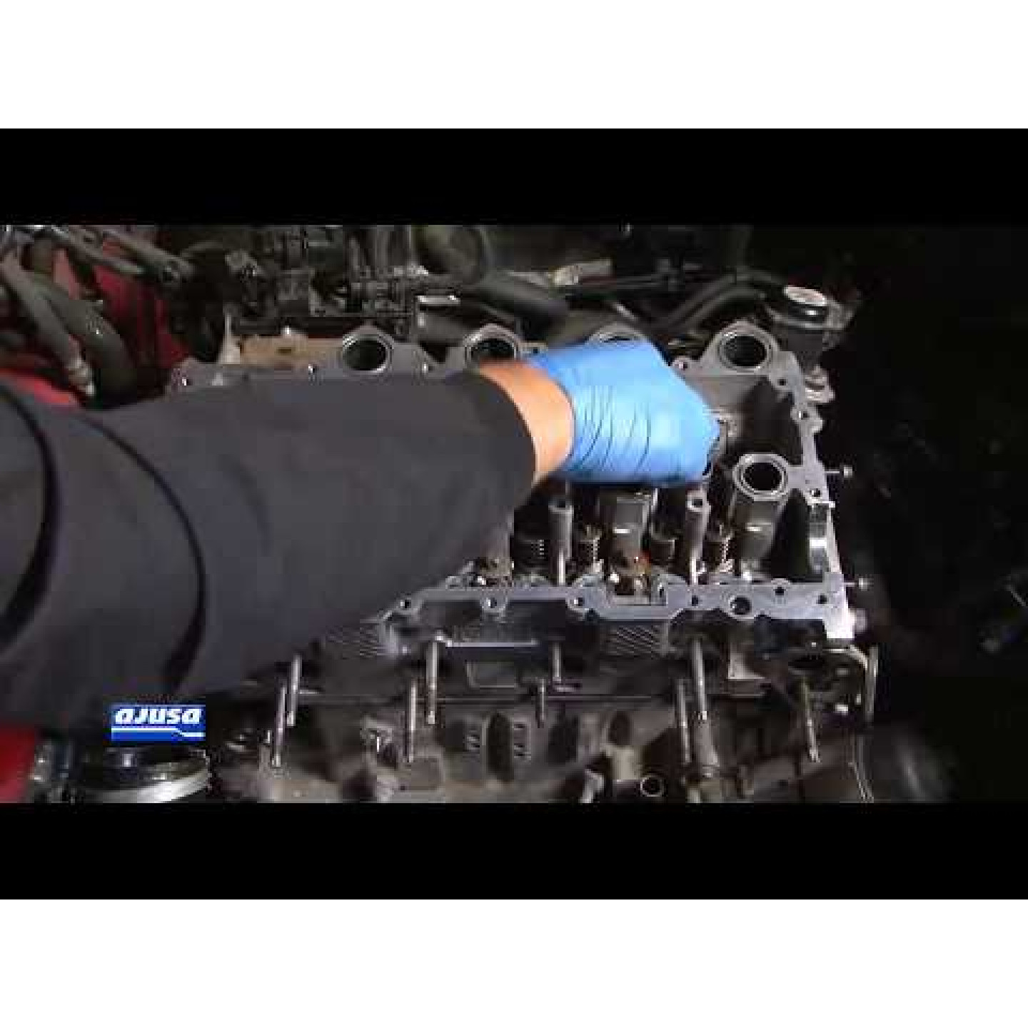 81034200 AJUSA Bolt Kit, Cylinder Head Quantity: 10 | Order Now