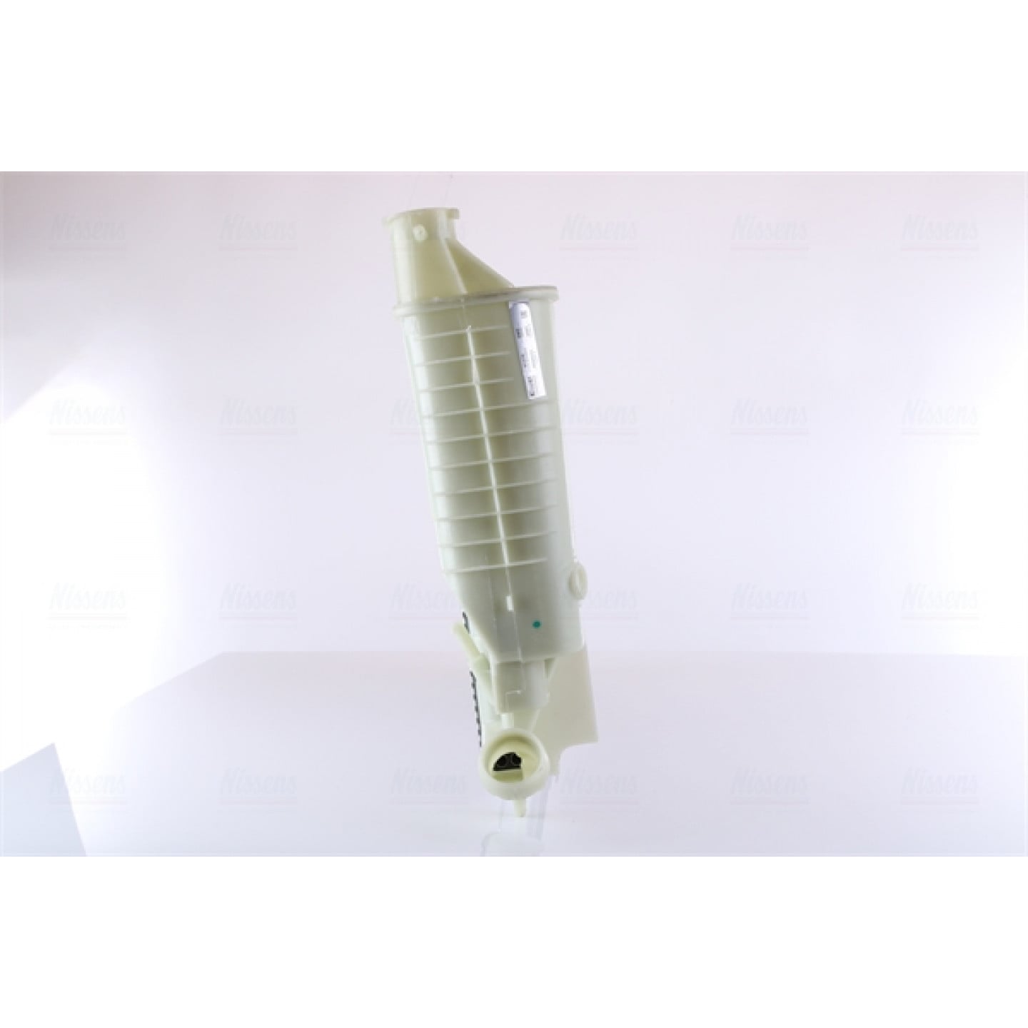 Radiator, engine cooling NISSENS 61379 - Trodo.com