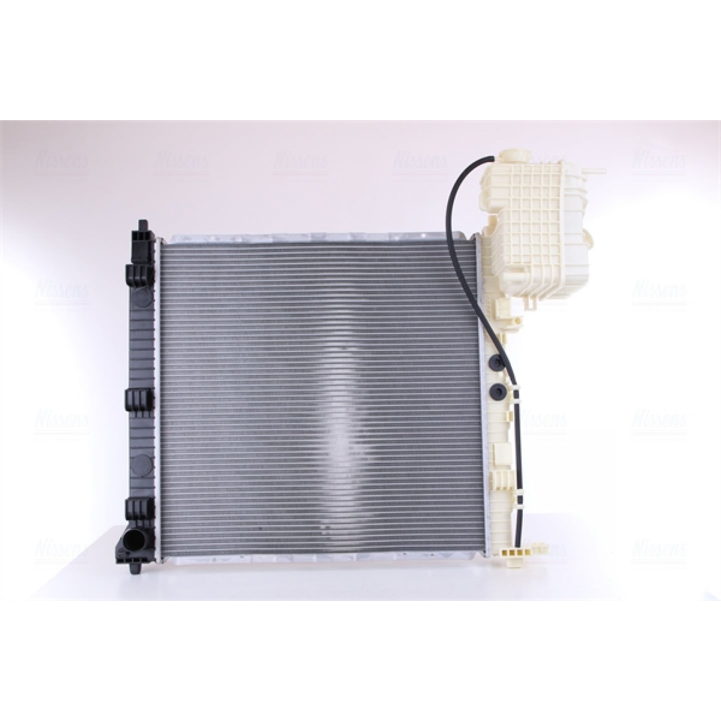 Radiator, engine cooling NISSENS 62559A - Trodo.com