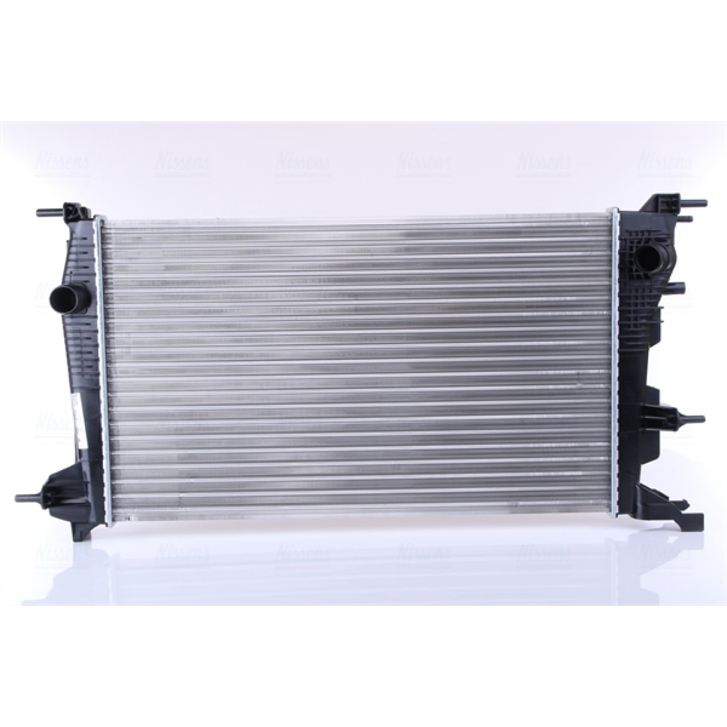 Chladič, chlazení motoru NISSENS 637647