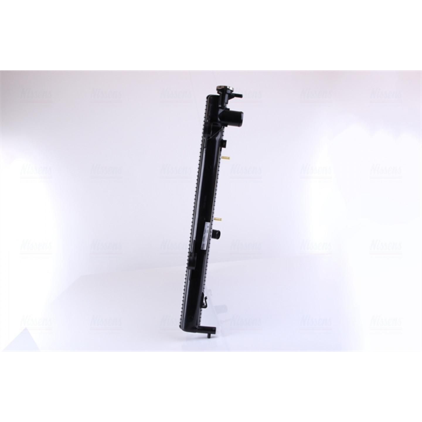 Nissens 64646A Radiatore per Raffreddamento del Motore