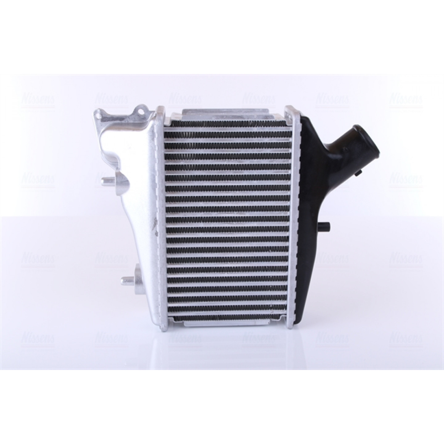 Intercooler, caricatore NISSENS 961222