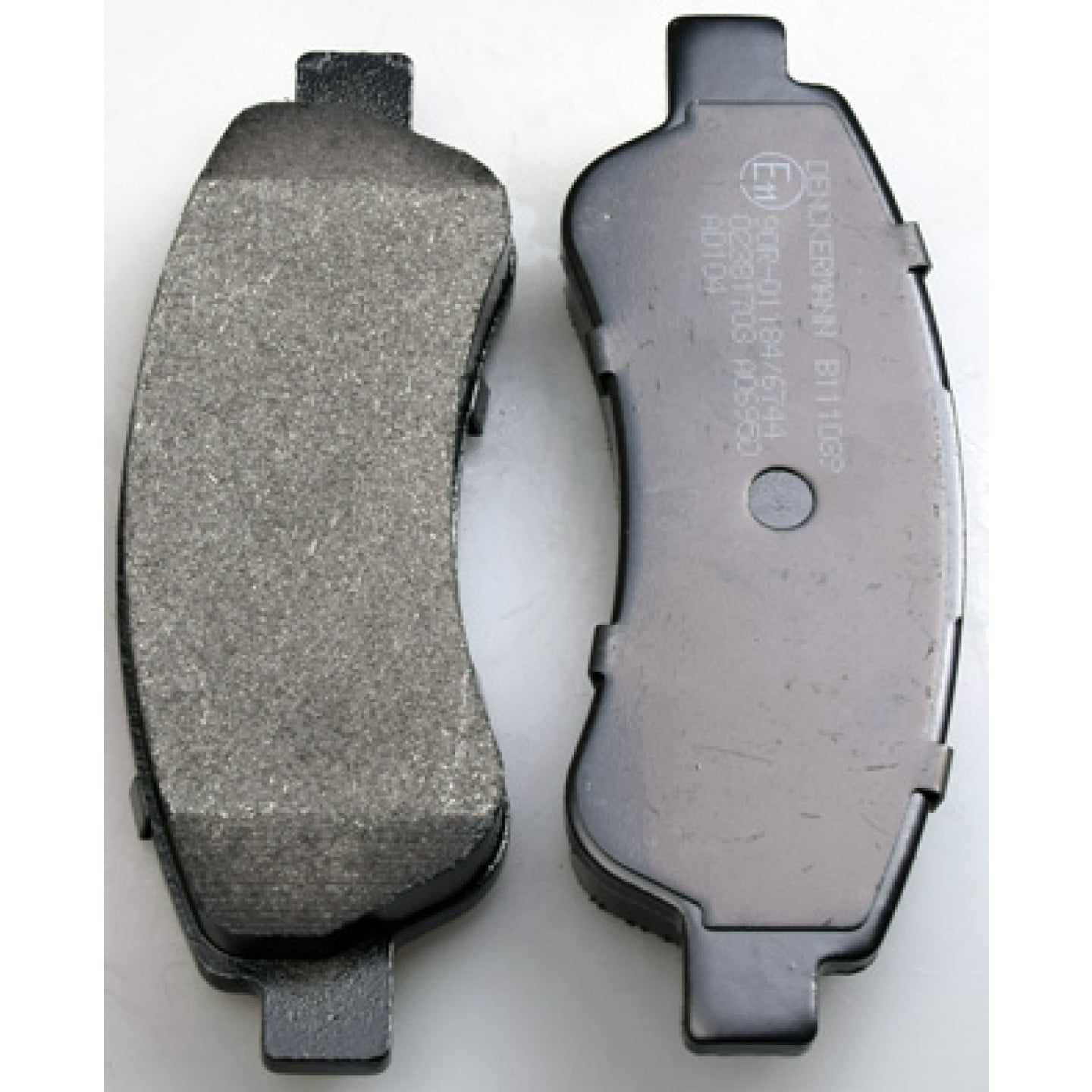 Kit de plaquettes de frein, frein à disque DENCKERMANN B111039