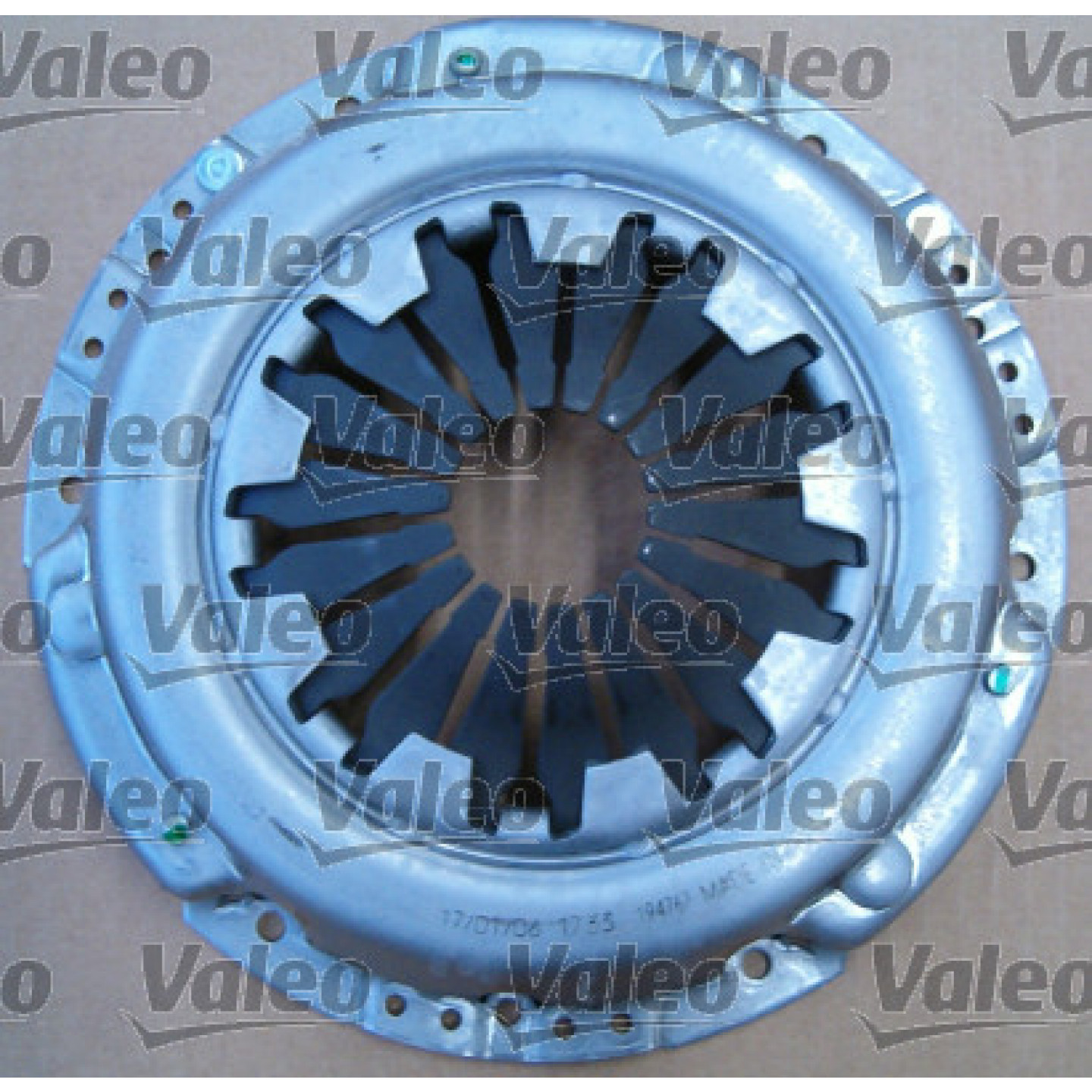 Clutch Kit VALEO 821362 - Trodo.com